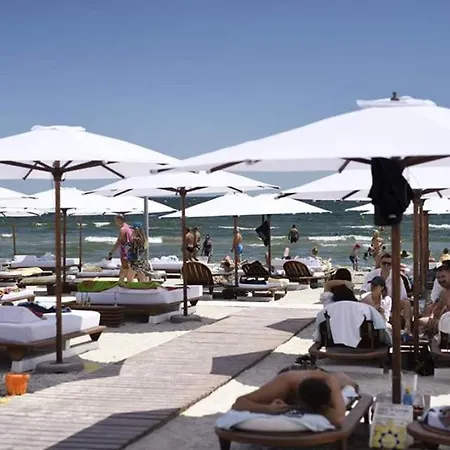 アパートホテル Summer Paradise Sea View - Summerland *